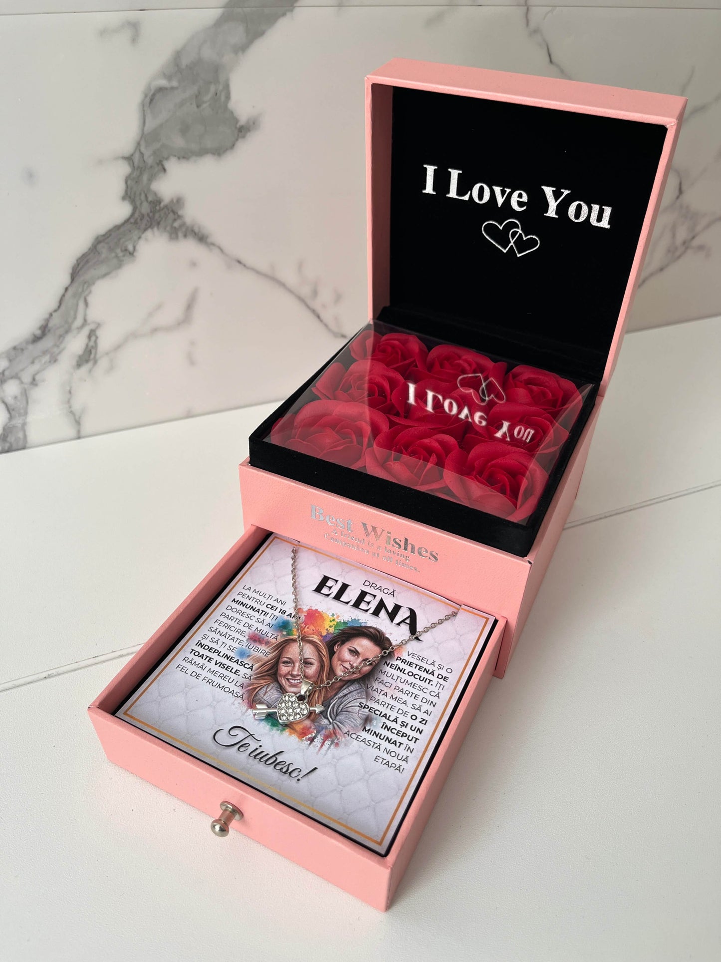 Set Cutie Premium Personalizată + Colier inimă inclus